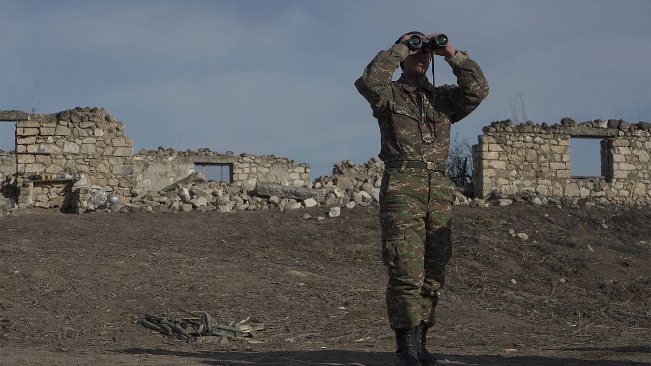 В Азербайджане назвали ложью сообщение об обстреле армянских позиций