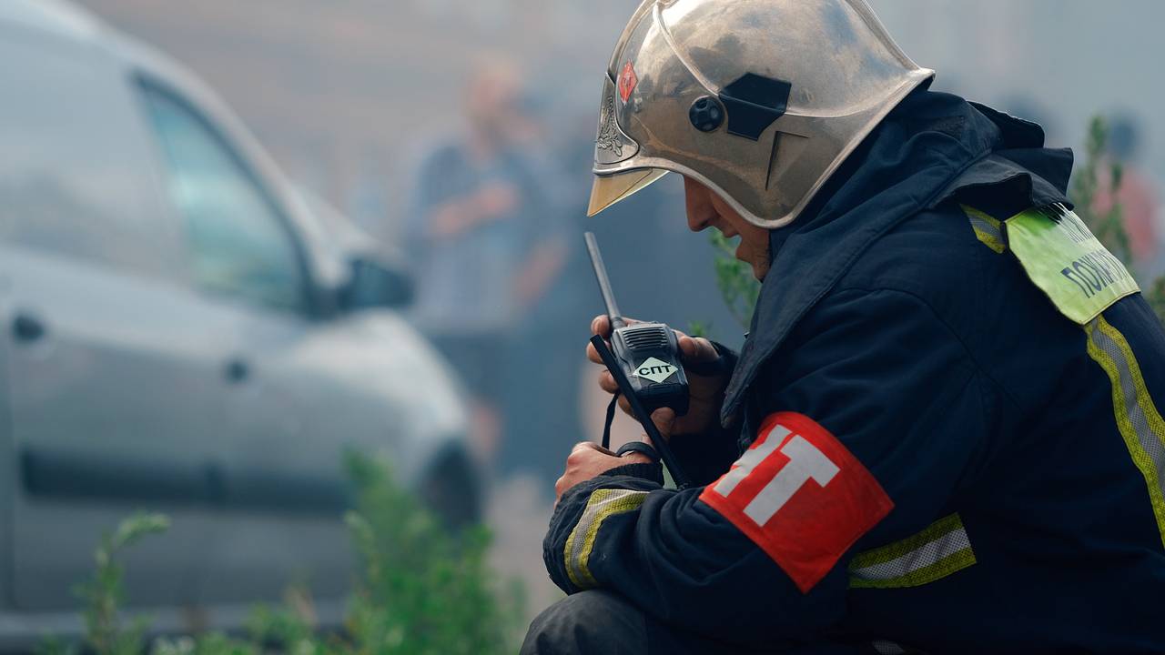 Сейф с уголовными делами загорелся в отделе полиции в Петербурге