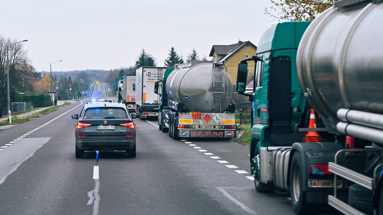 На Украине высказались о последствиях блокады КПП Польшей