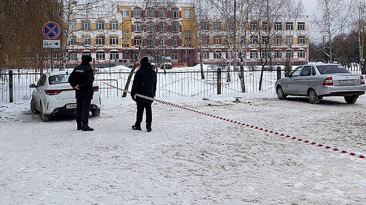 В Кремле прокомментировали стрельбу в брянской школе