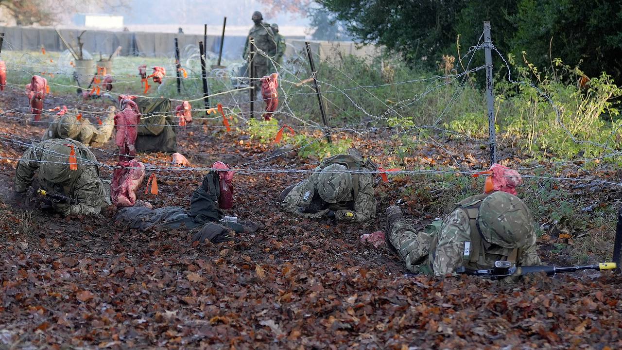 ЕС предложил Украине включающие военное сотрудничество гарантии безопасности