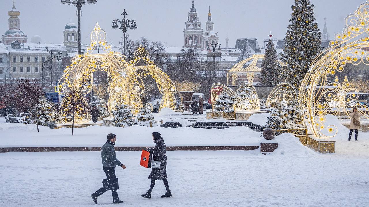 В Москве выпало слишком много снега