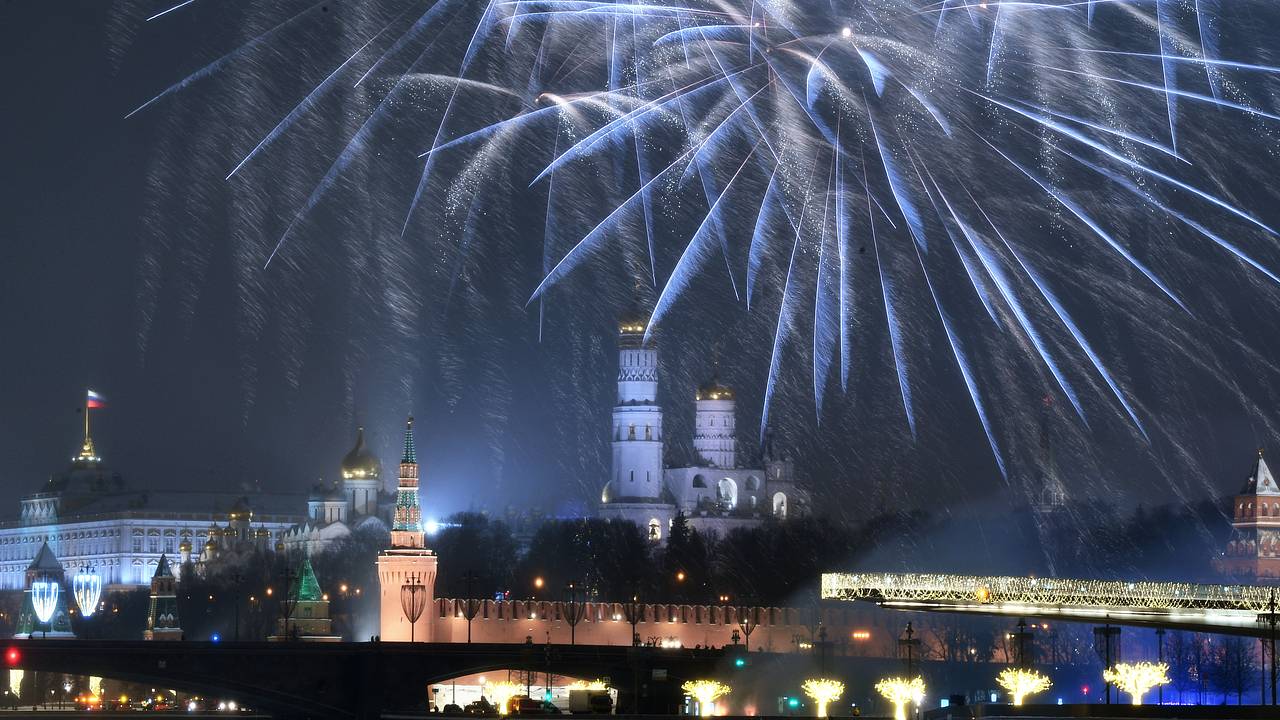 В Москве отменили салюты на Новый год