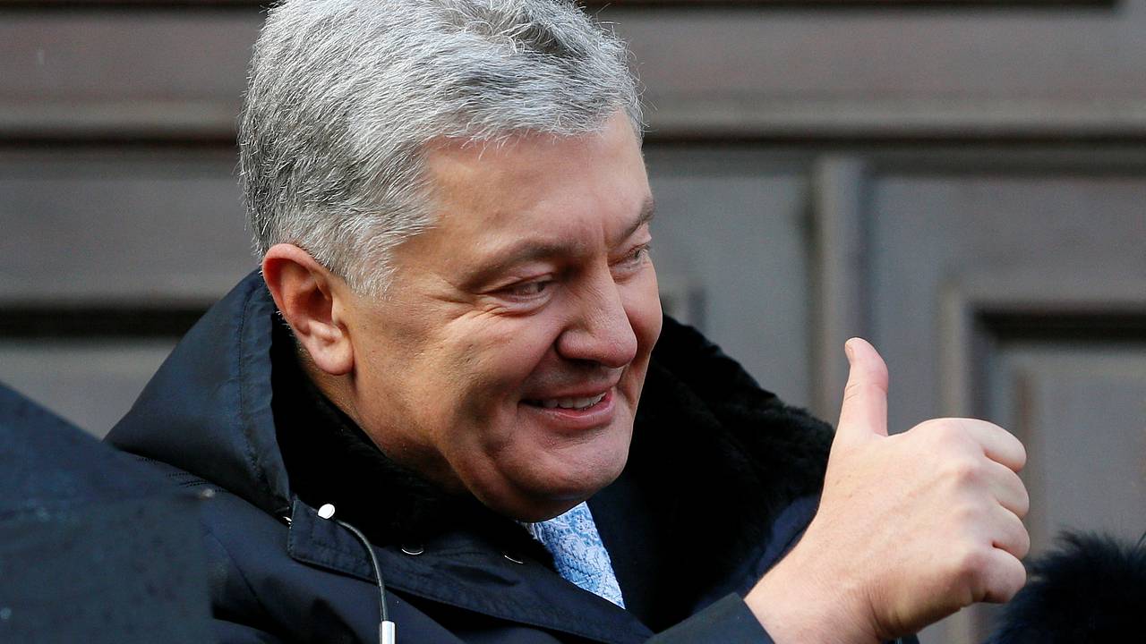 Стало известно о получении Порошенко денег от властей Венгрии