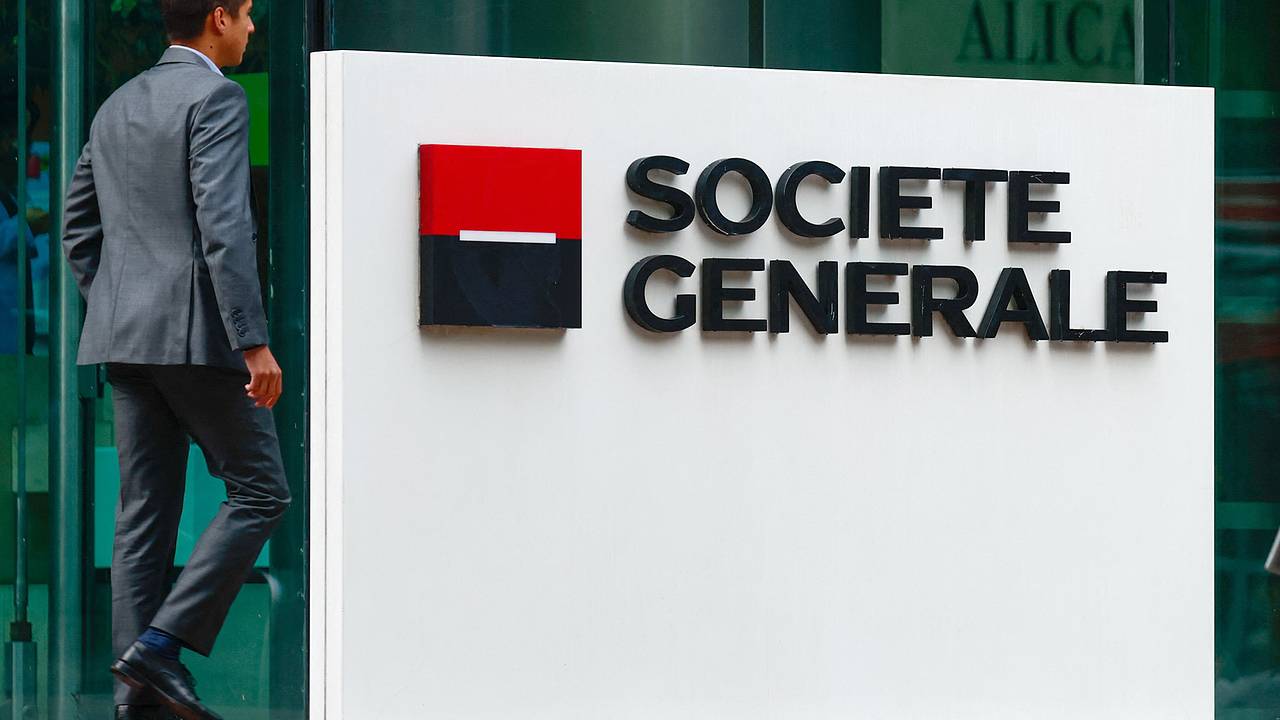 Путин разрешил Росбанку выкупить доли Societe Generale