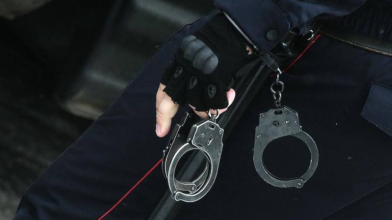 Сотрудника Росгвардии задержали за преступления 17-летней давности