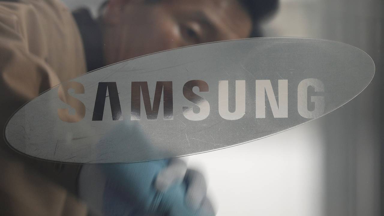 Samsung не запустит производство полупроводников в США до выборов президента