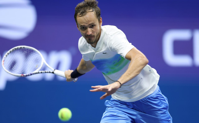 Медведев вышел в четвертьфинал US Open