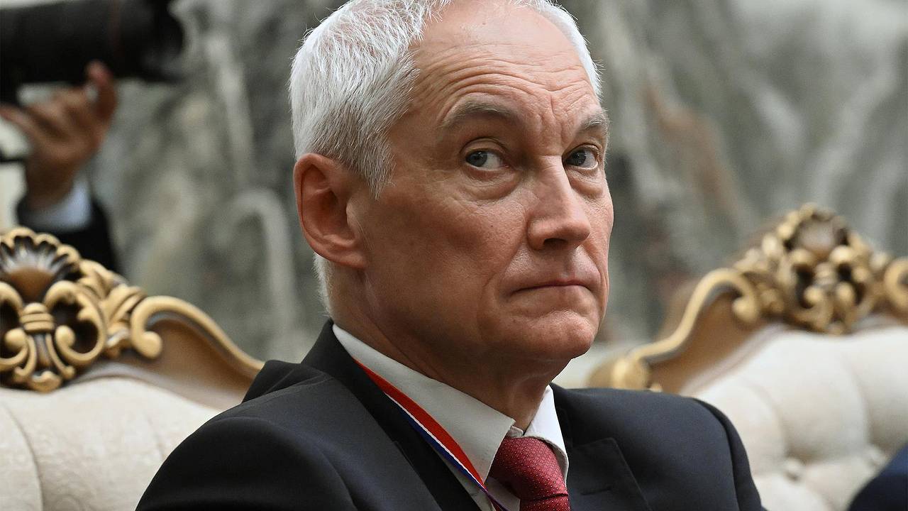 Белоусов обсудил с губернаторами и командующими войсками ситуацию в приграничье