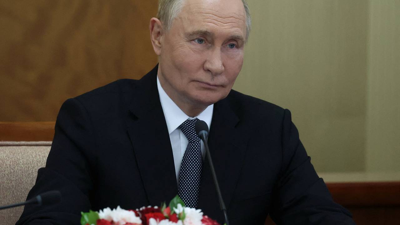 Путин завершил визит в Монголию