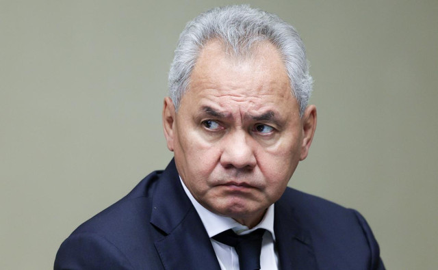 Песков объяснил, почему Шойгу не сопровождал Путина в Туве