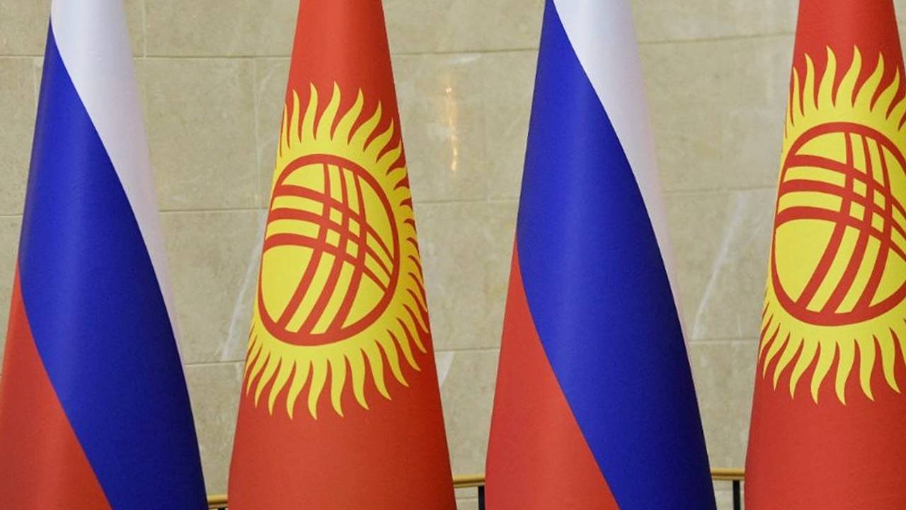 Власти Киргизии пообещали не отказываться от России из-за Украины