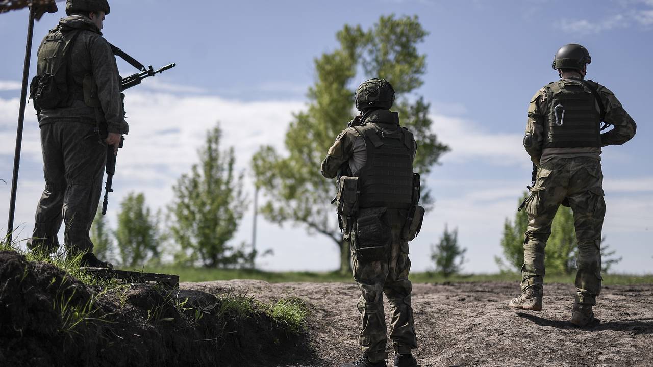 Военный корреспондент сообщил о взятых в плен украинских бойцах в Курской области