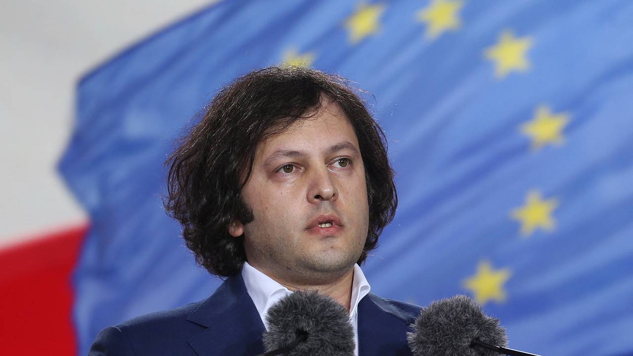 Премьер Грузии ответил на критику закона против ЛГБТ от Запада