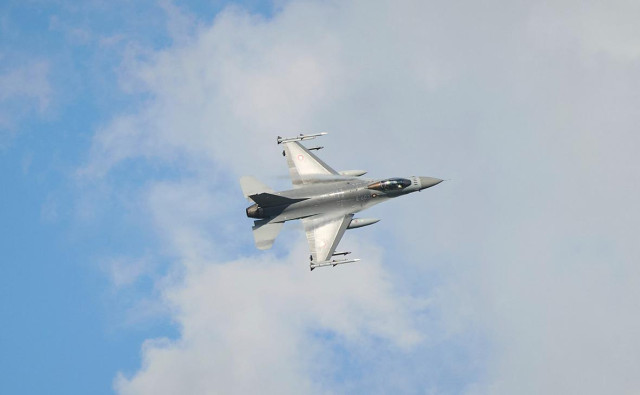 «Страна» назвала видео боя F-16 кадрами из компьютерной игры