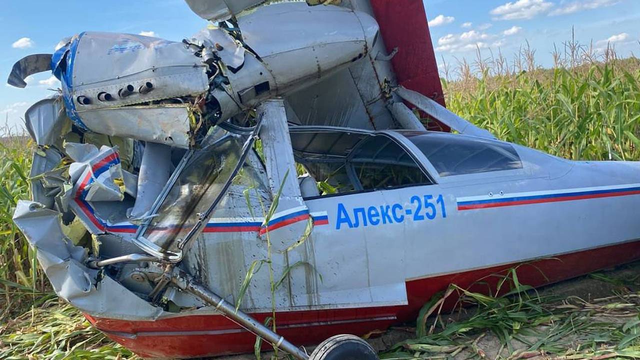 Пилота упавшего в Подмосковье самолета ранее уволили из-за «бочки» на авиалайнере