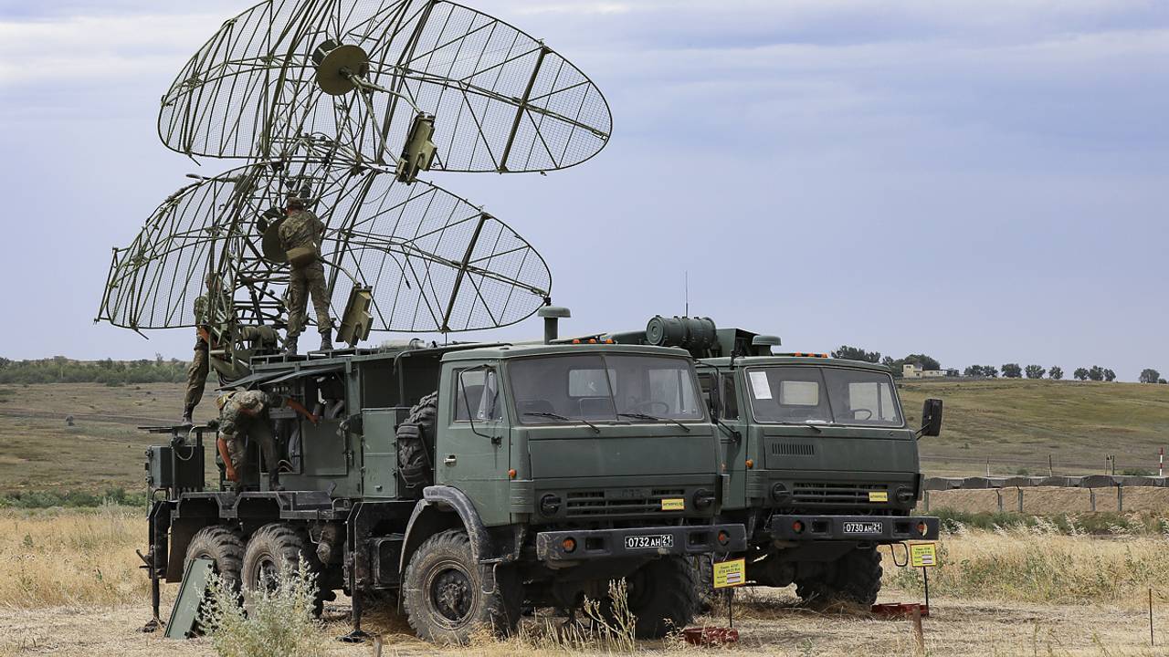 Средства ПВО за час сбили 21 украинский беспилотник над российским регионом