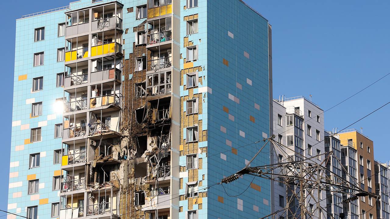 Воробьев пообещал жительнице поврежденной БПЛА многоэтажки в Подмосковье спасти котов