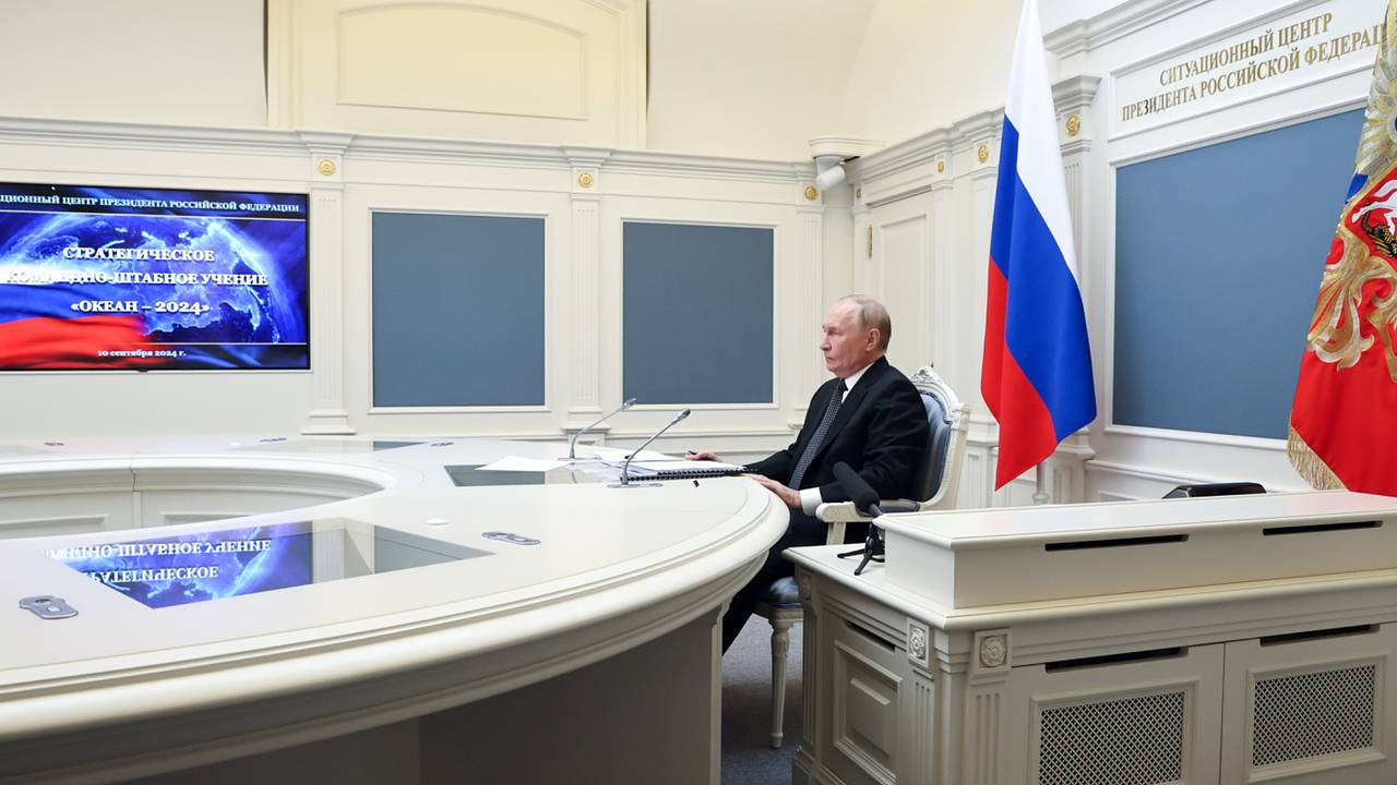 Путин принял участие в масштабных учениях российского флота
