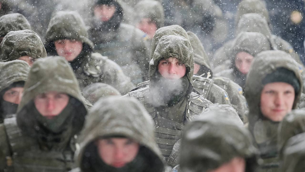 Премьер Украины назвал предстоящую зиму самой тяжелой