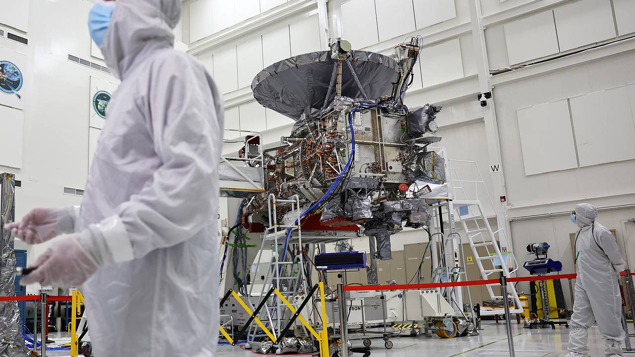 Юпитерианскую миссию Europa Clipper начали готовить к запуску в октябре