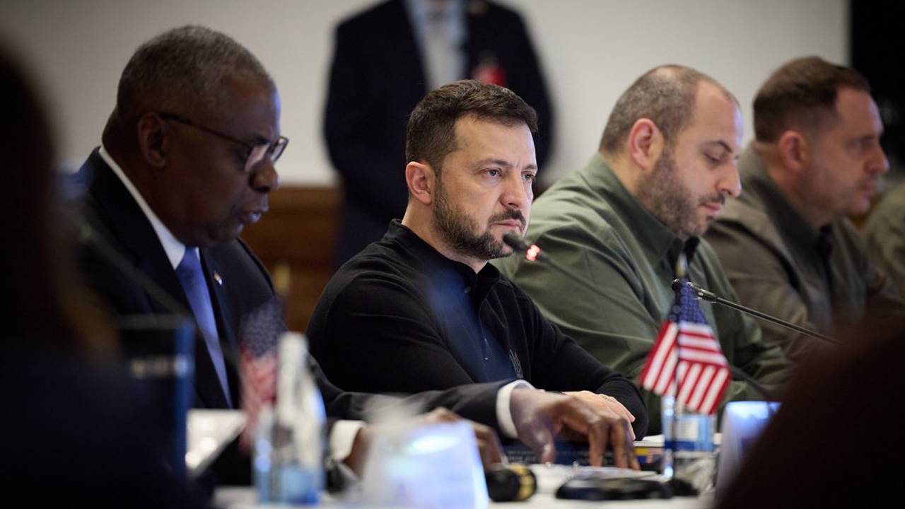 В Госдуме заявили о подталкивании Зеленского к переходу «красных линий»