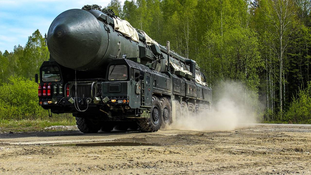 В России предложили провести показательные испытания ядерного оружия