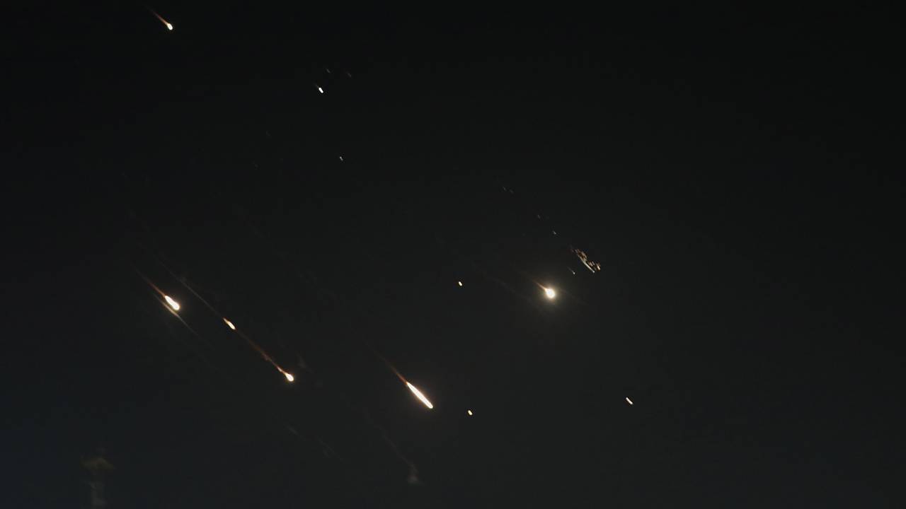 Украина за ночь пыталась ударить по шести регионам России