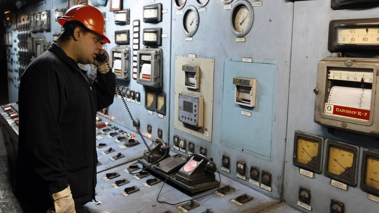 На Украине сообщили о повреждении энергоинфраструктуры в нескольких областях