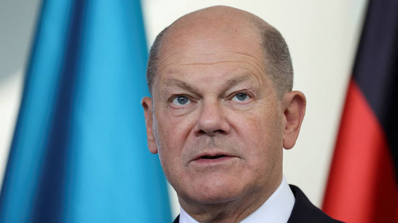 В Германии захотели исключить Шольца из кандидатов на выборах