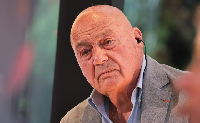 Песков оценил отказ Познера работать на западные СМИ