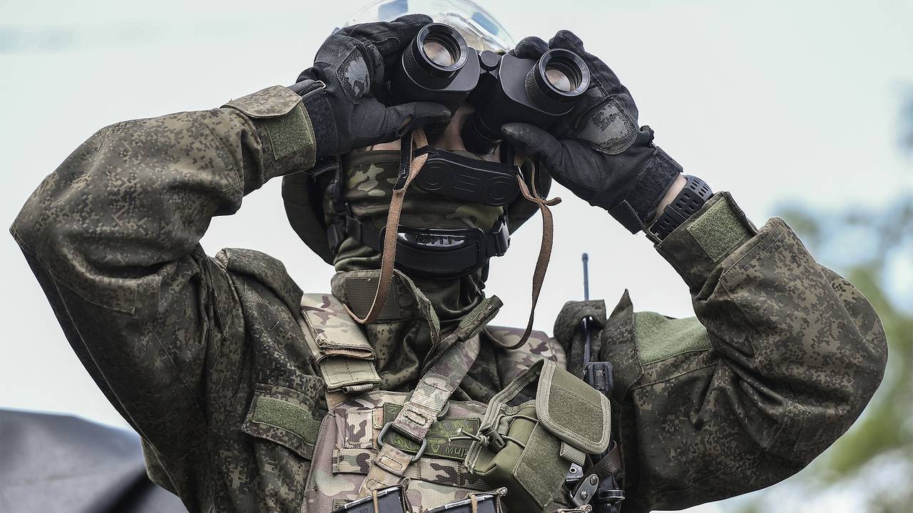 В небе над Россией сбили еще один беспилотник самолетного типа