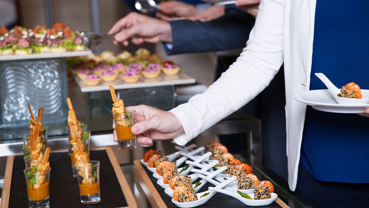 По факту массового отравления отдыхающих в подмосковном парк-отеле возбудили дело