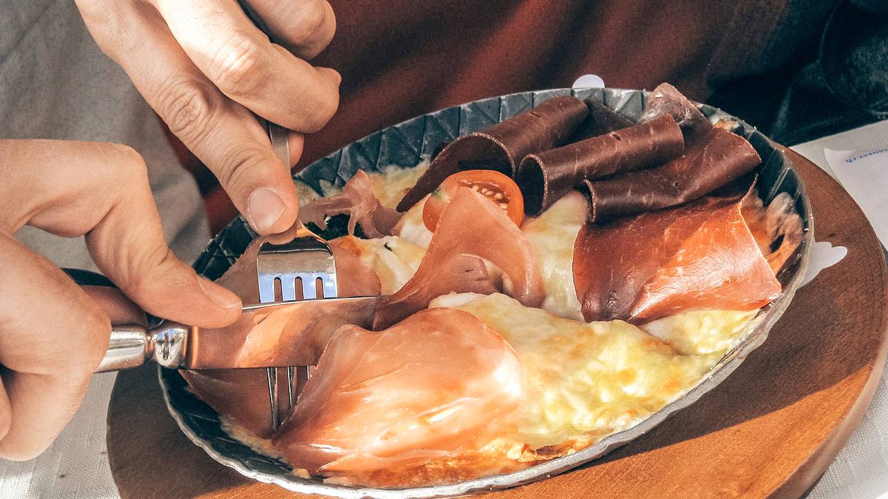 Технолог развеяла миф о колбасе