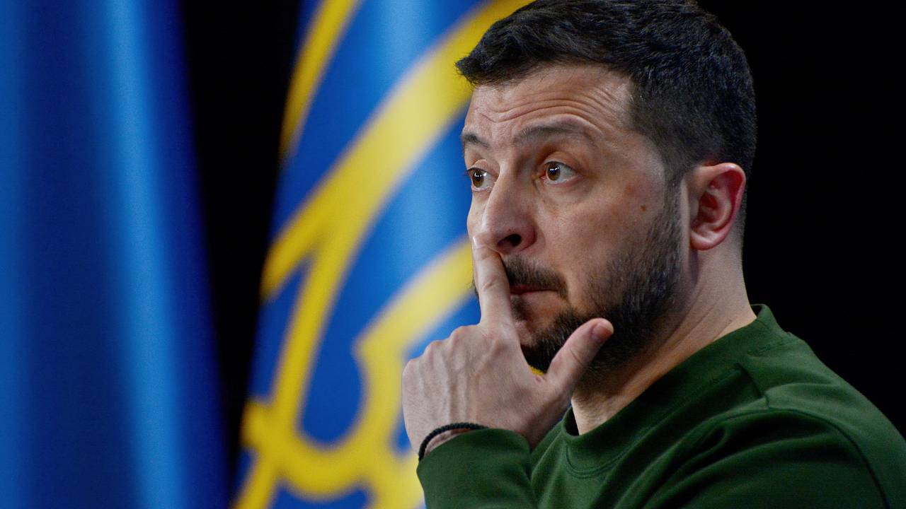 Зеленский обвинил США в трехкратном сокращении поставок ракет к HIMARS