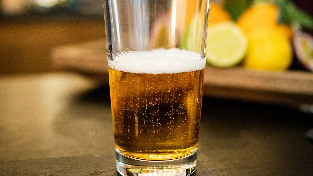Врач оценил коктейль из пива и водки