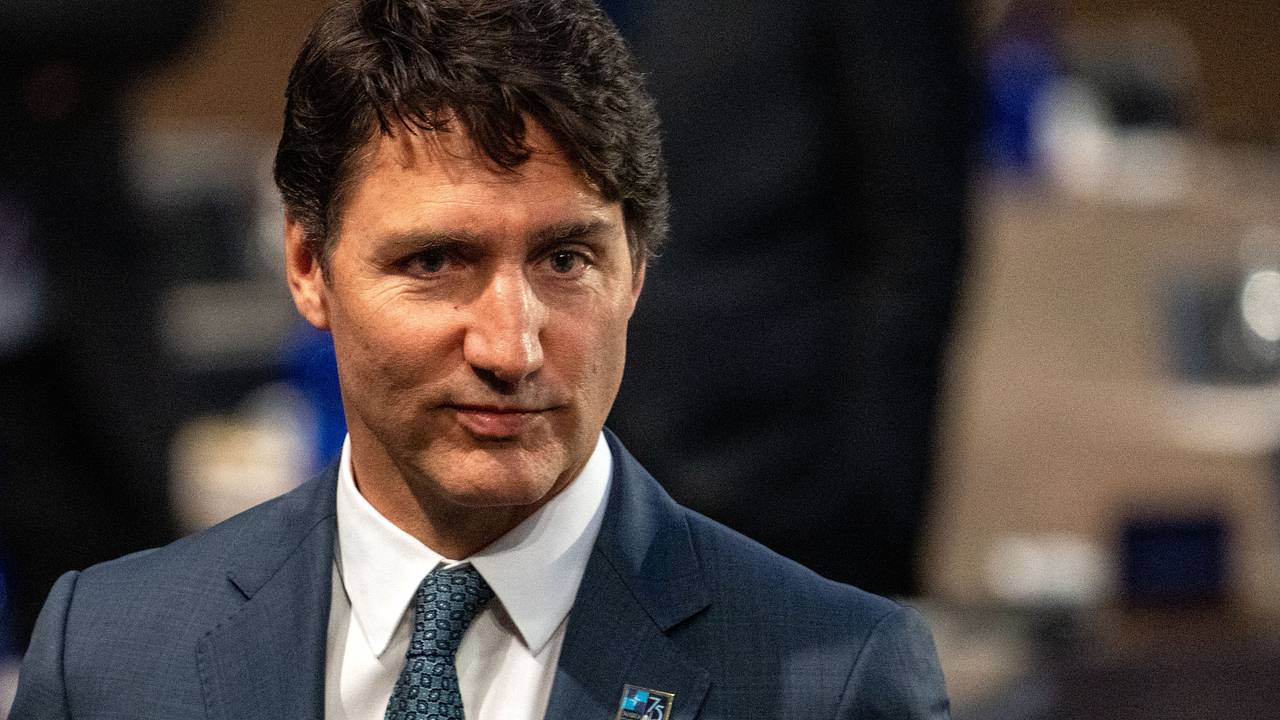 Премьер Канады заявил о поддержке ударов ВСУ по России дальнобойным оружием