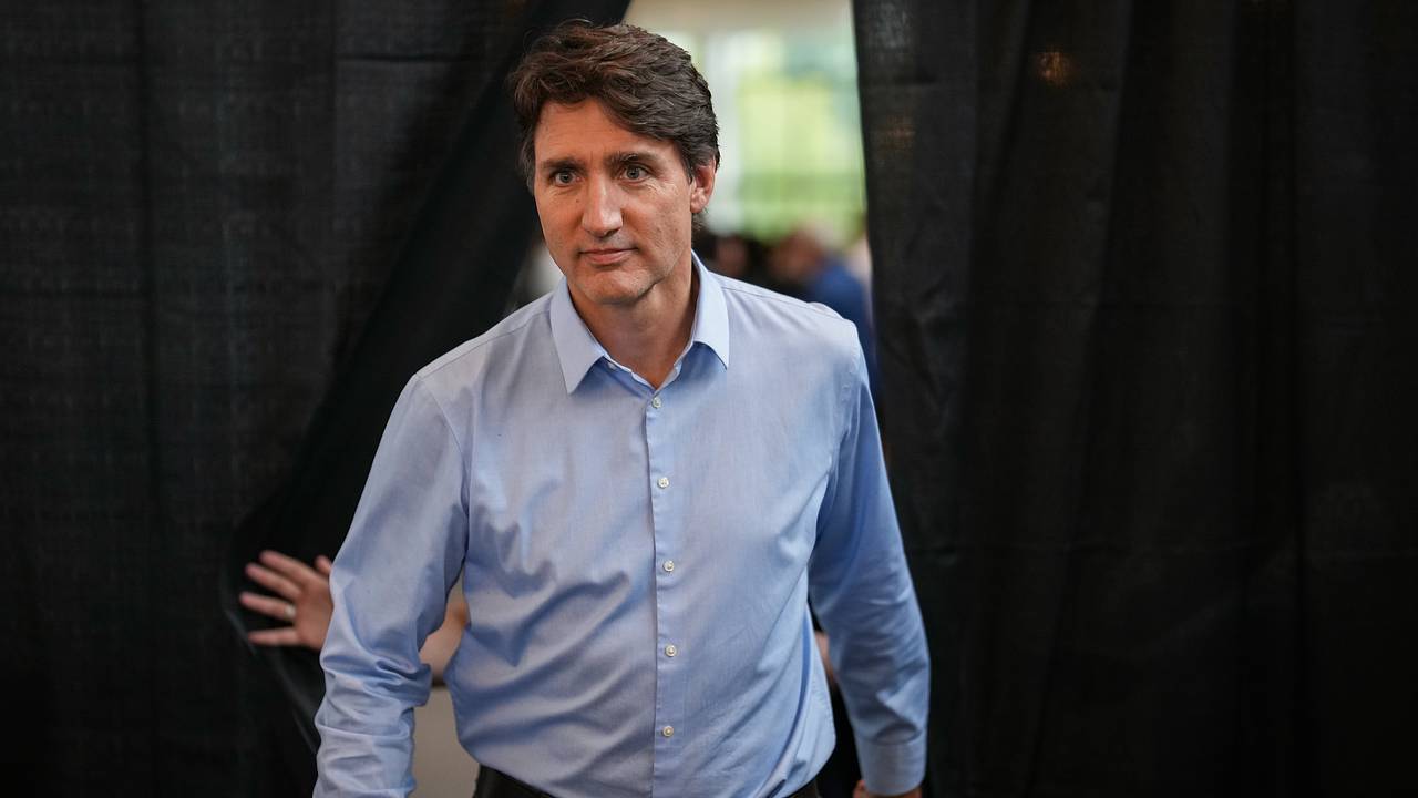 Российский посол прокомментировал поддержку Канадой ударов по России