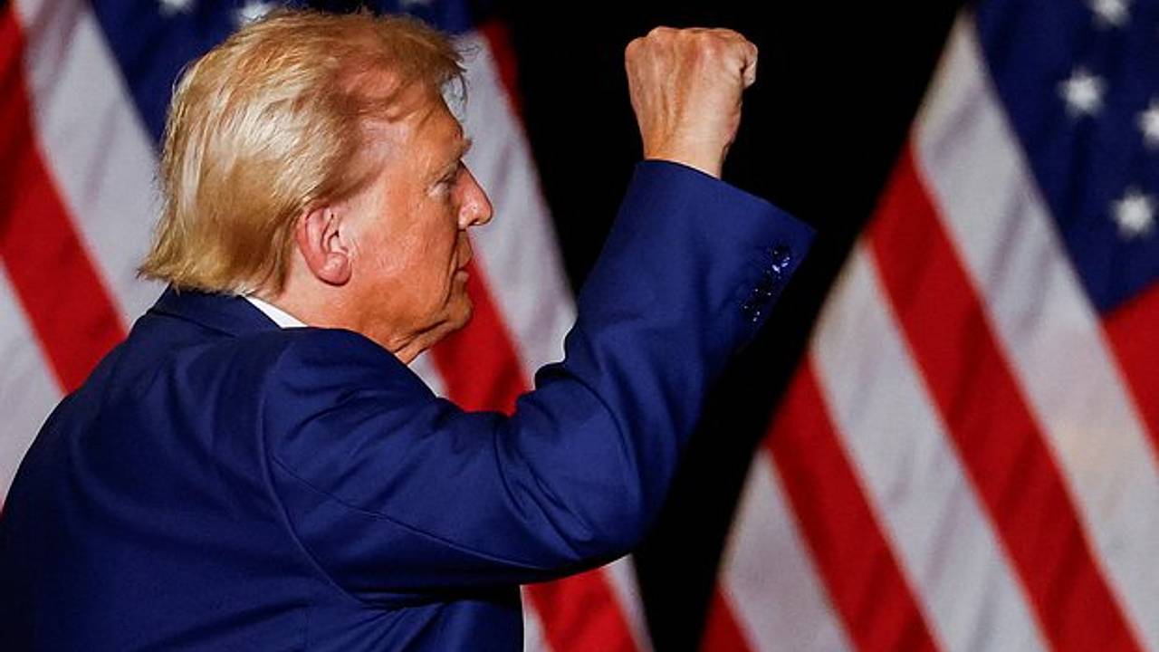 Трамп заявил о своей ненависти к Тейлор Свифт