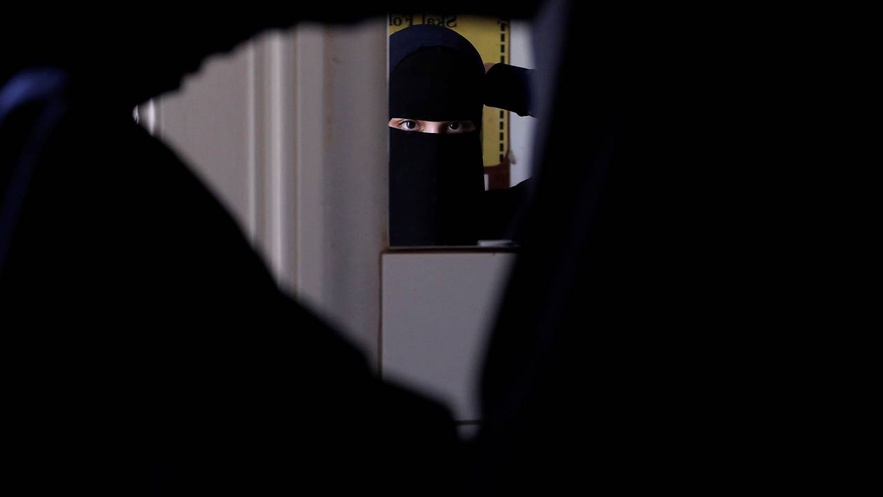 Российский кабмин не поддержал законопроект об ограничении ношения никабов