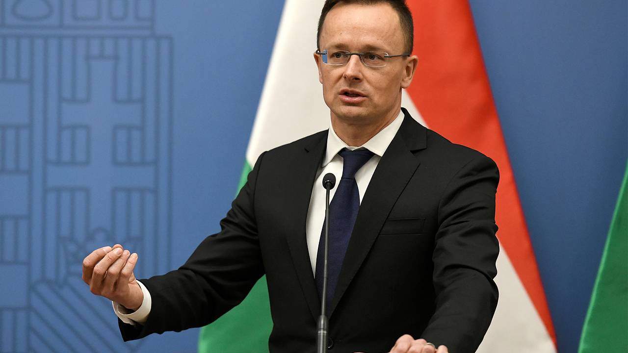 Глава МИД Венгрии прокомментировал новое покушение на Трампа