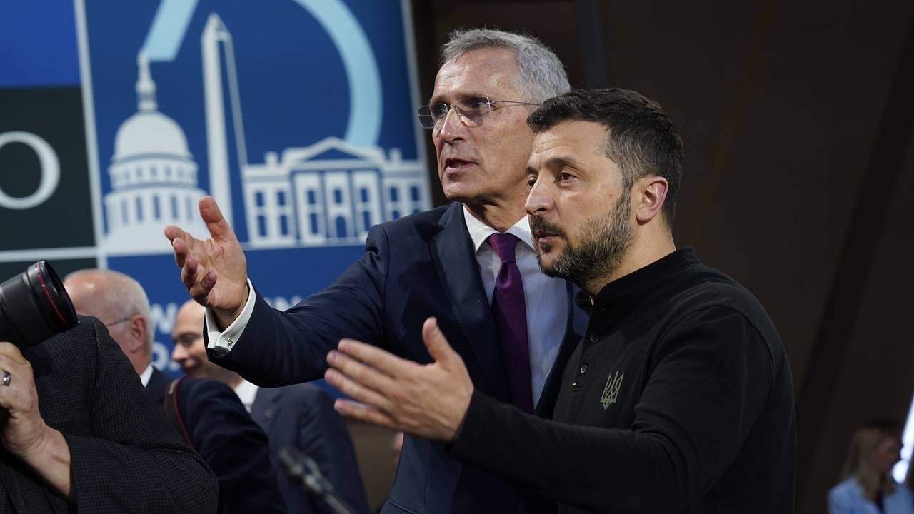 Глава НАТО назвал законными удары Украины по территории России