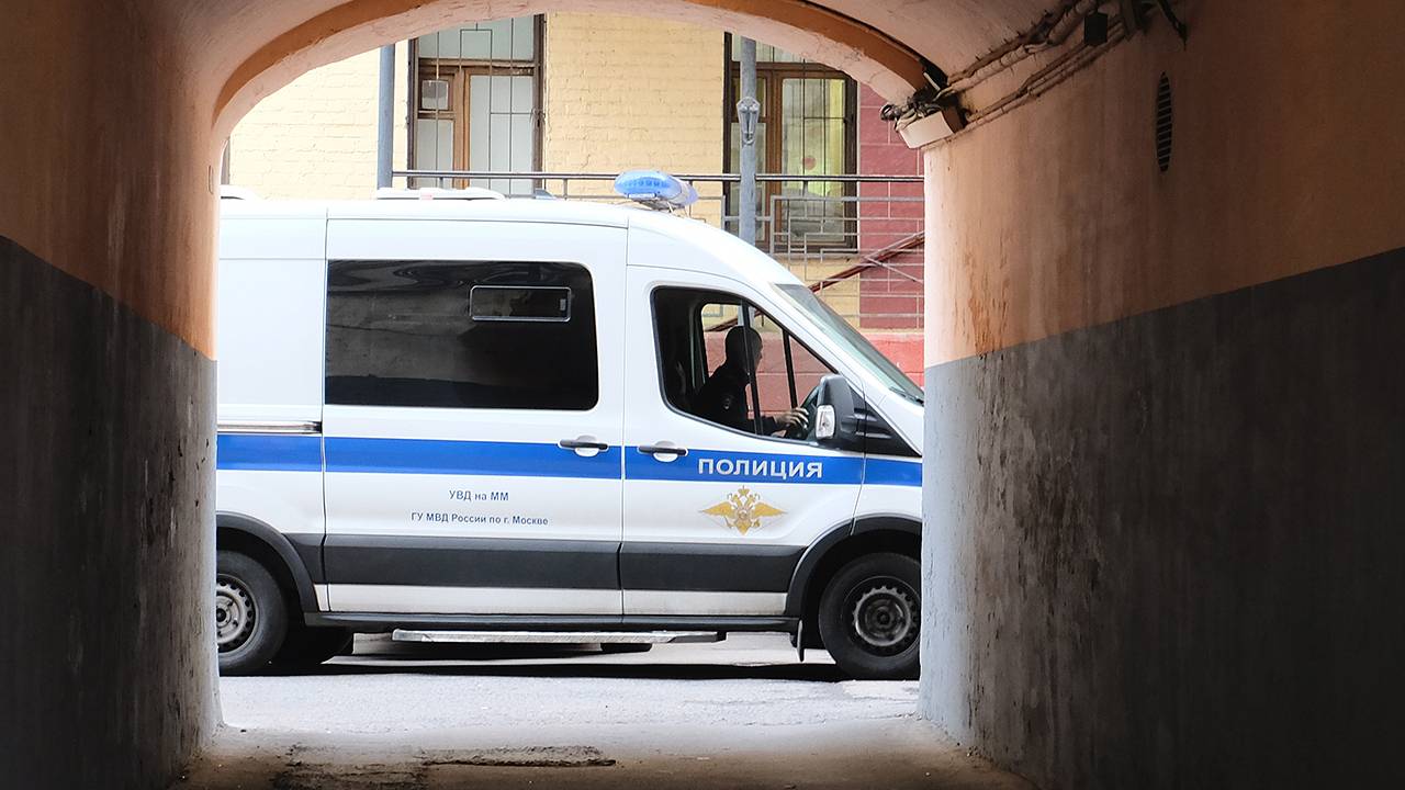 В российском городе посетитель караоке-ресторана устроил стрельбу из-за потерянного кольца