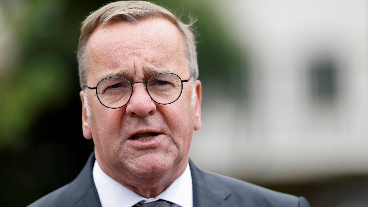 Министр обороны Германии рассказал о планах по поставкам оружия Украине