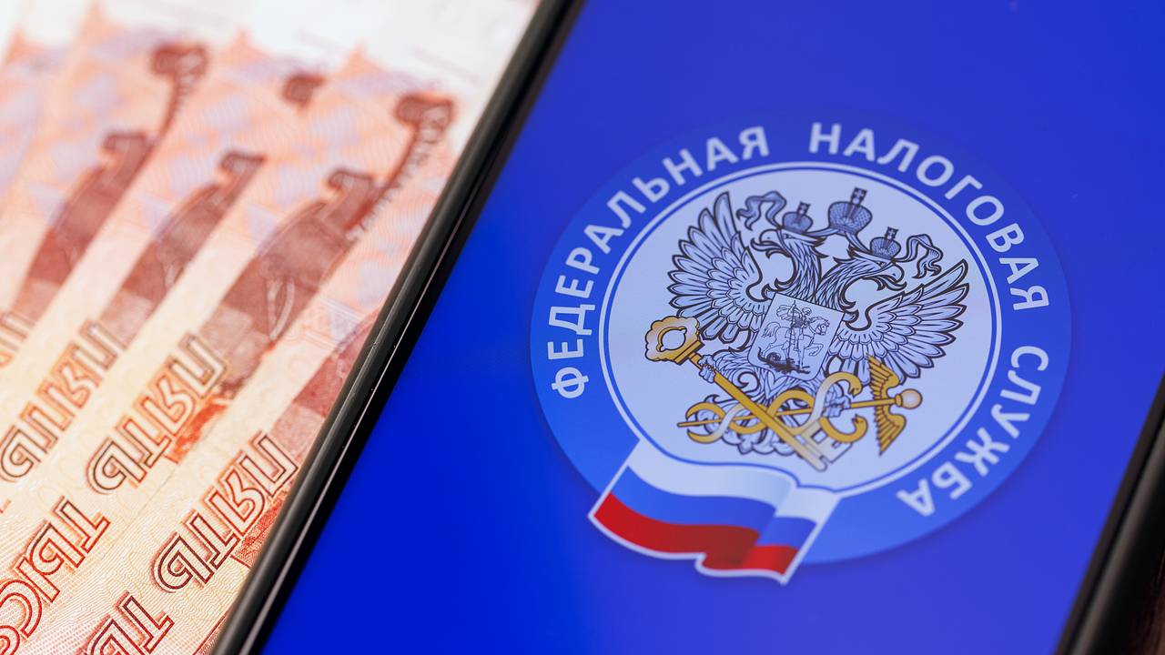 Россиянам начали приходить уведомления об уплате налога на вклады