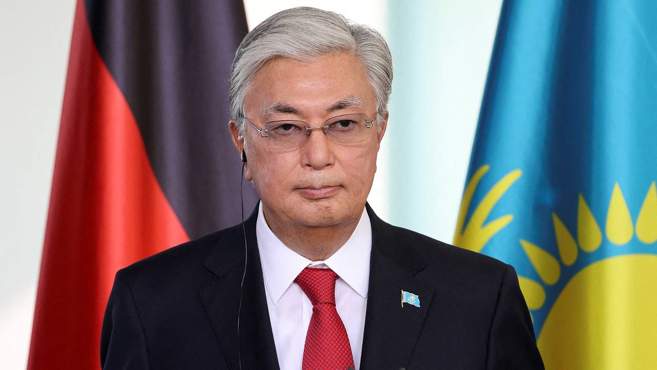 Токаев заявил Шольцу о невозможности победить Россию в военном плане