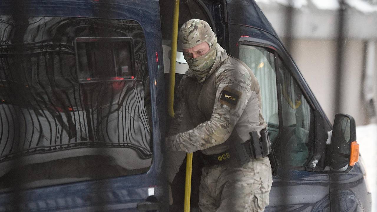 ФСБ задержала россиянина за финансирование террористической организации