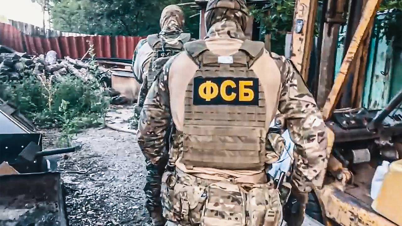 ФСБ начала поиск подельников ликвидированного в Свердловской области агента ГУР