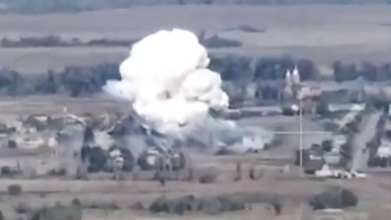 Уничтожение пункта временной дислокации ВСУ в ДНР попало на видео