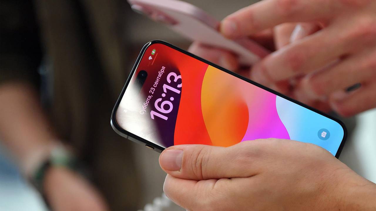 «МегаФон» назвал сопутствующие покупке телефона аксессуары и услуги